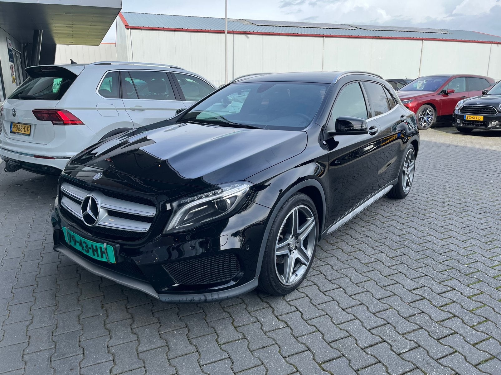 Mercedes-Benz GLA 180 1.6 90KW 2016 AMG Line Zwart, Auto's, Mercedes-Benz, Voorwielaandrijving, 1295 kg, 4 cilinders, 1595 cc