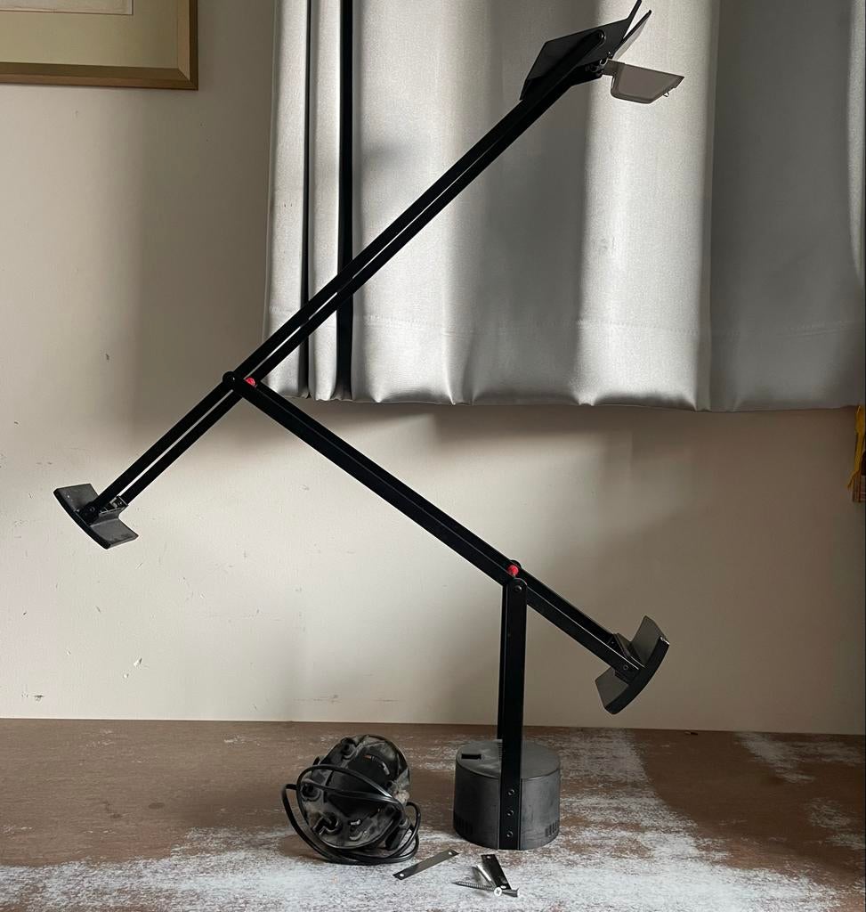 Artemide Tizio Bureaulamp / Tafellamp - Zwart (Defect), Ophalen of Verzenden, Gebruikt