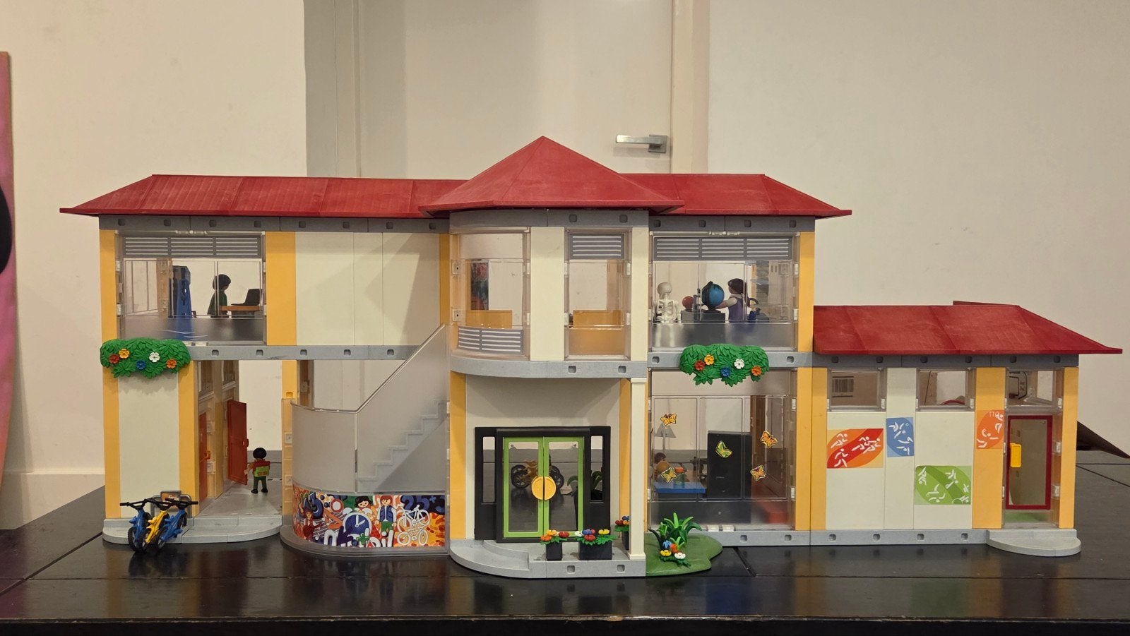 playmobil school met gymzaal en heel veel accessoires, Gebruikt, Gebouw, Complete set, Ophalen of Verzenden