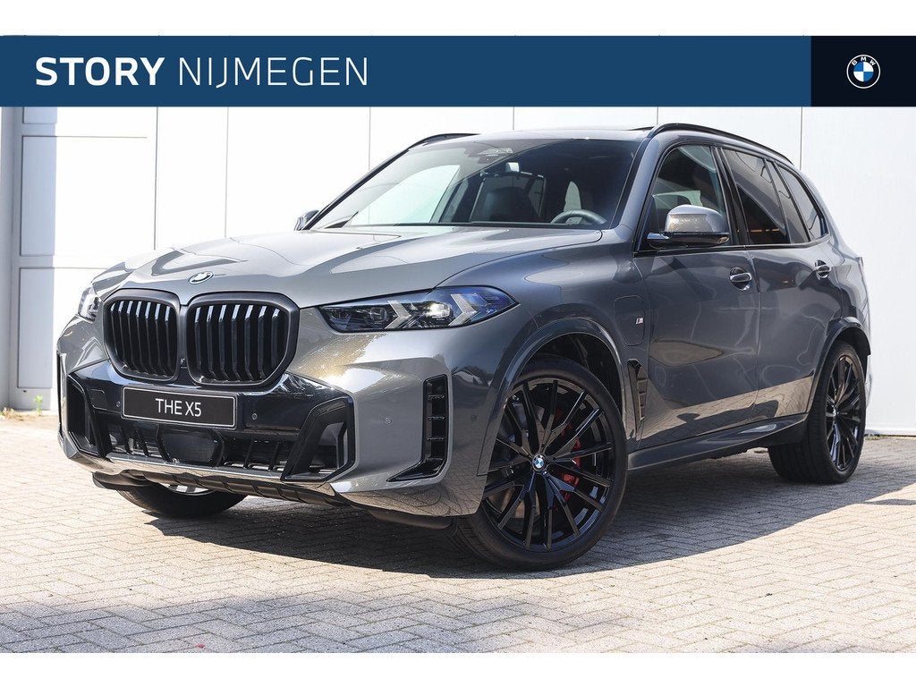 BMW X5 xDrive50e M Sport Automaat / Panoramadak / Trekhaak /, Automaat, 2395 kg, Leder, Bedrijf