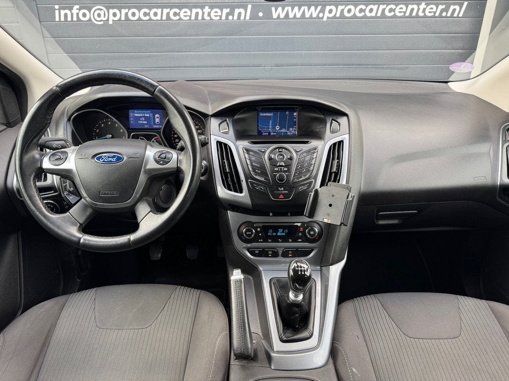 Ford Focus Wagon 1.0 EcoBoost Titanium CRUISE | CLIMATE | PD, Auto's, Ford, Euro 5, Gebruikt, Handgeschakeld, 3 cilinders