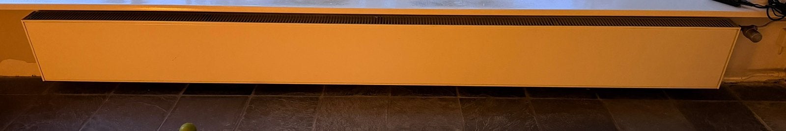 Design Radiator 300x30 cm met Thermostaatkraan, Doe-het-zelf en Verbouw, Verwarming en Radiatoren, Ophalen, 150 cm of meer, Radiator