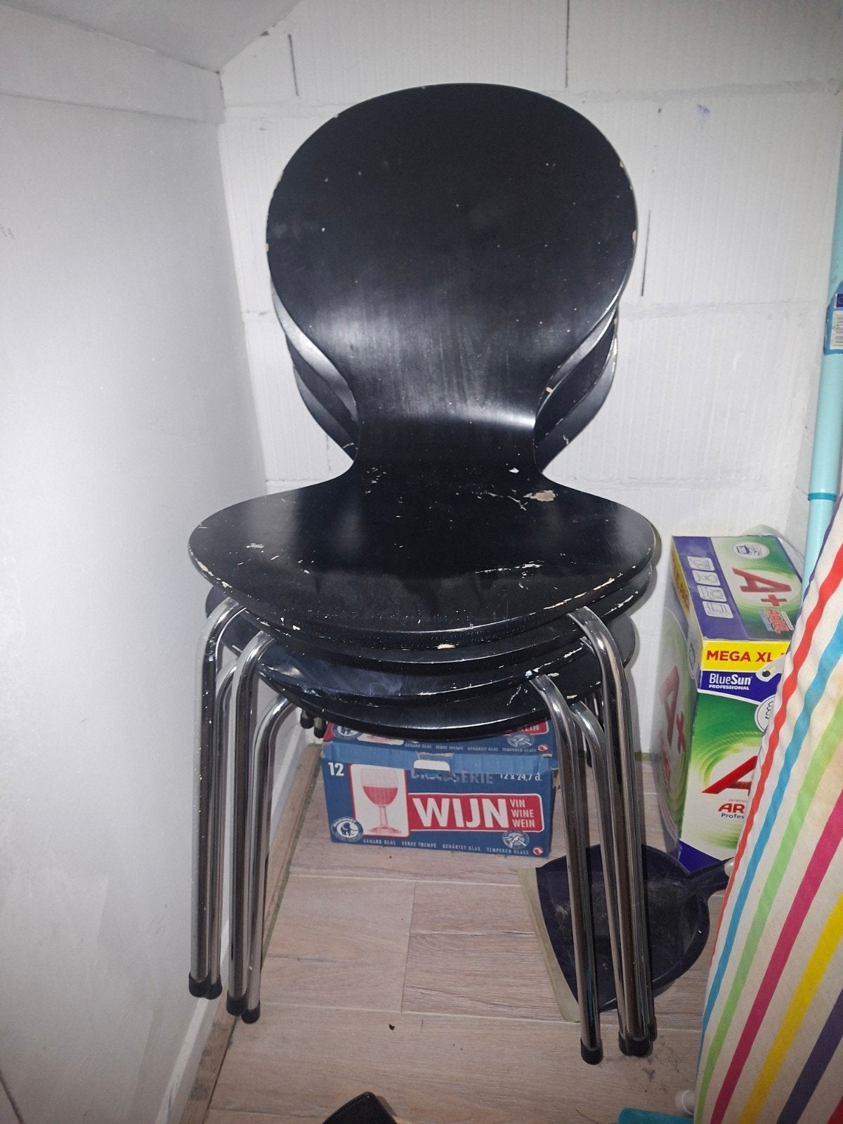 Zwarte vlinderstoeltjes (stapelbaar), Ophalen, Modern, Stapelbaar, Gebruikt, Drie