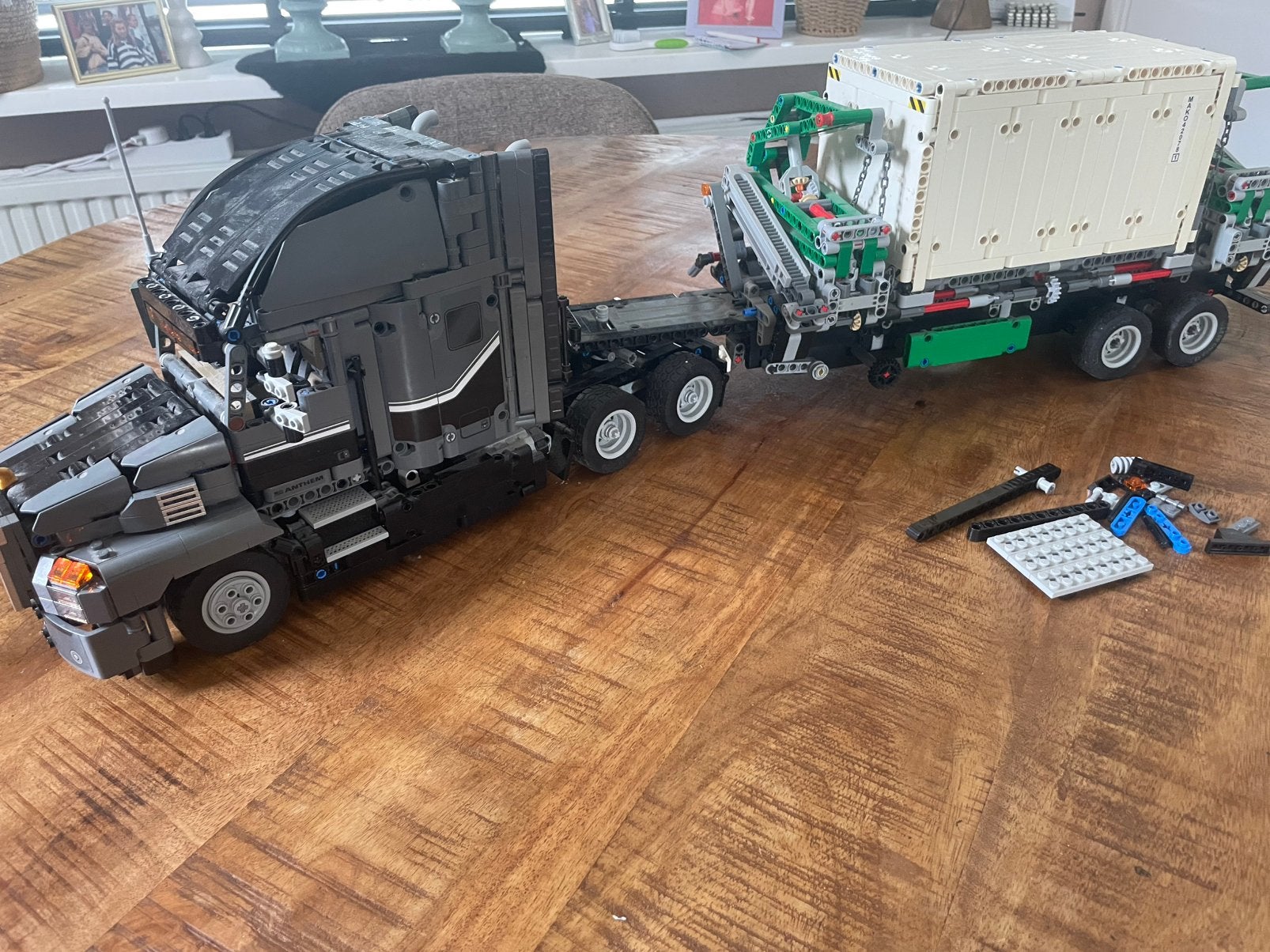 Technisch lego Mack Anthem 42078, Kinderen en Baby's, Ophalen of Verzenden, Zo goed als nieuw
