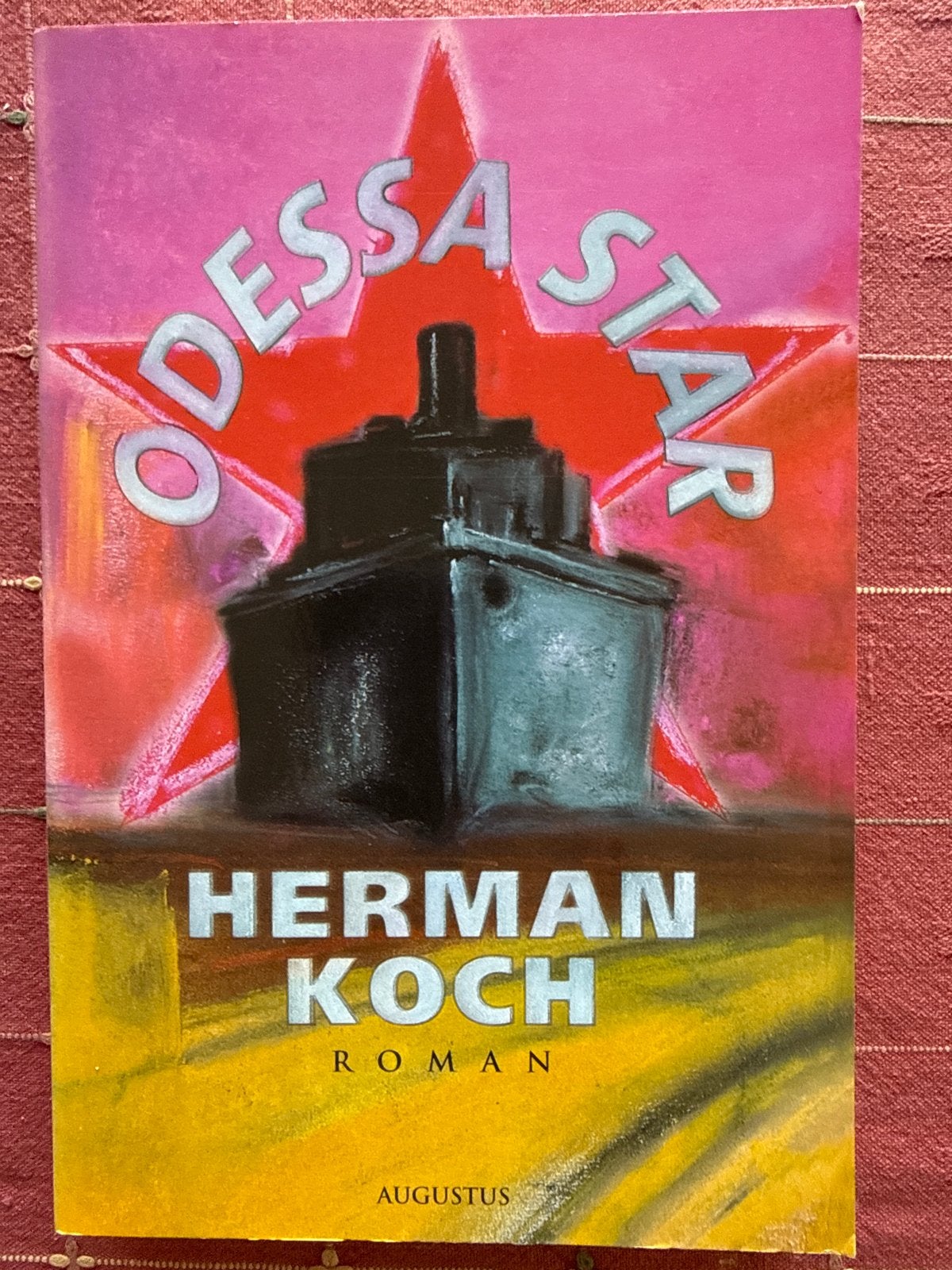 Odessa Star - Herman Koch (Roman) Gesigneerd, Boeken, Ophalen of Verzenden, Zo goed als nieuw, Nederland