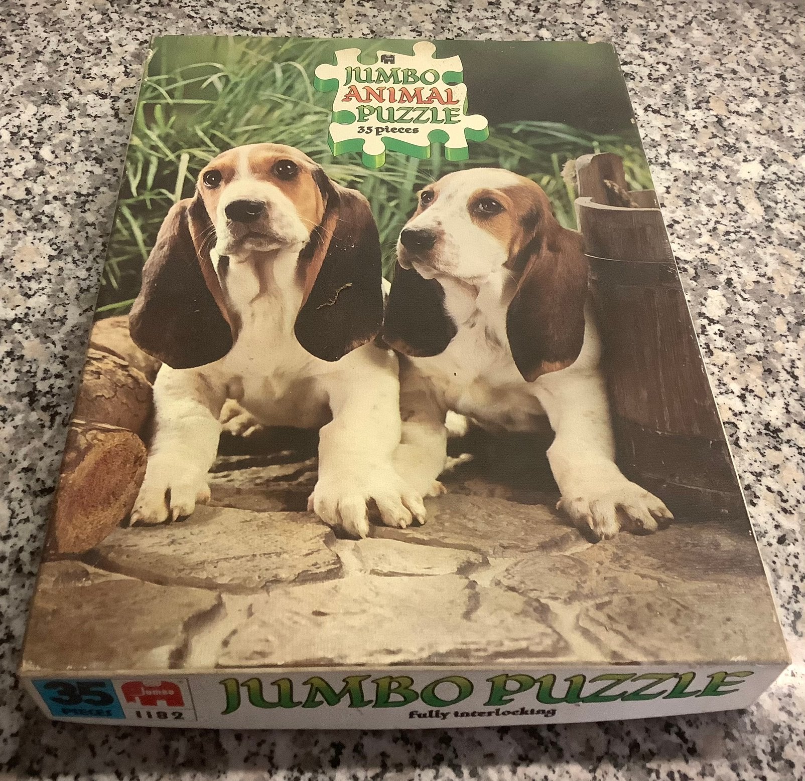 Oude puzzel hondjes animal serie, Ophalen of Verzenden, Minder dan 500 stukjes, Gebruikt, Legpuzzel