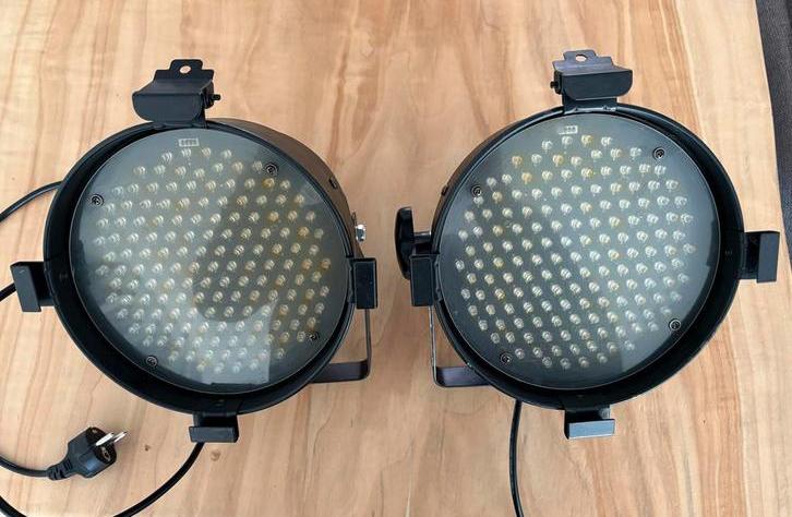 LED PAR56R RGB DMX Lichtset (2 stuks), Ophalen, Gebruikt, Licht, Geluidgestuurd