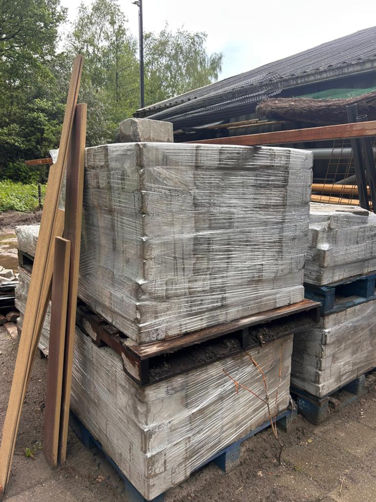Ruim 25m2 betonklinker 10cm dik, Tuin en Terras, Tegels en Klinkers, Ophalen of Verzenden, Beton, Klinkers