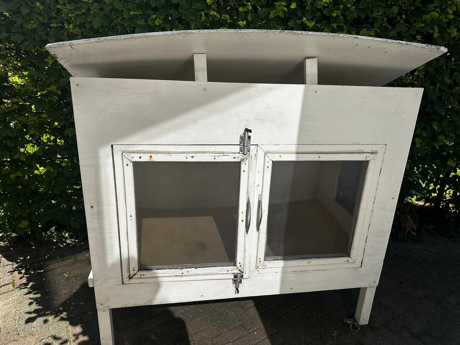 Lutjepotje / slaaphuisje voor de opknapper, Ophalen, Gebruikt