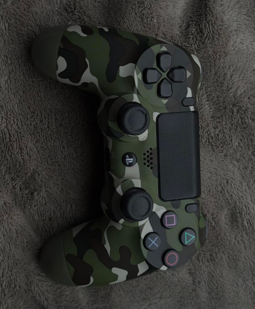 PlayStation 4 controller camouflage, Gebruikt, Ophalen of Verzenden, Controller, PlayStation 4