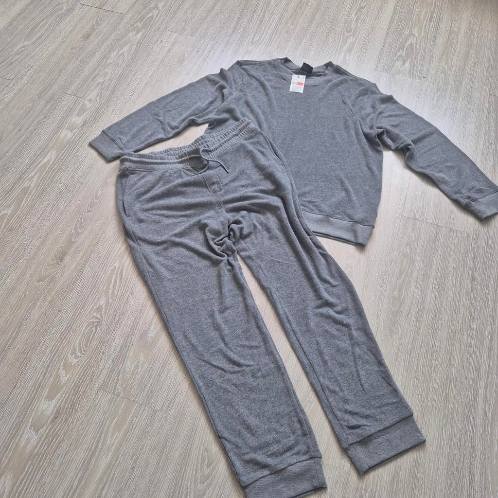 Maat XL H&M Grijs Joggingpak - Nieuw met kaartje, Kleding | Dames, H&M, Nieuw, Grijs, Ophalen
