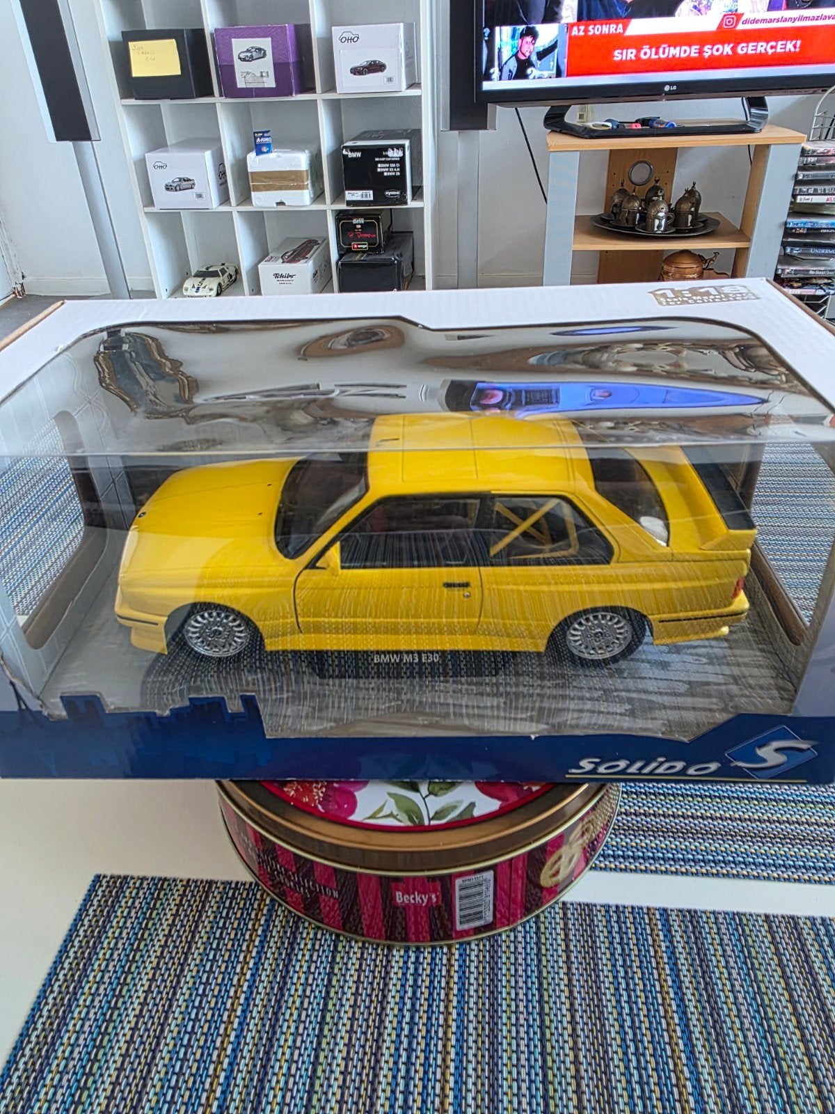 BMW M3 E30 LIMITED EDITION, Hobby en Vrije tijd, Modelauto's | 1:18, Ophalen of Verzenden, Solido