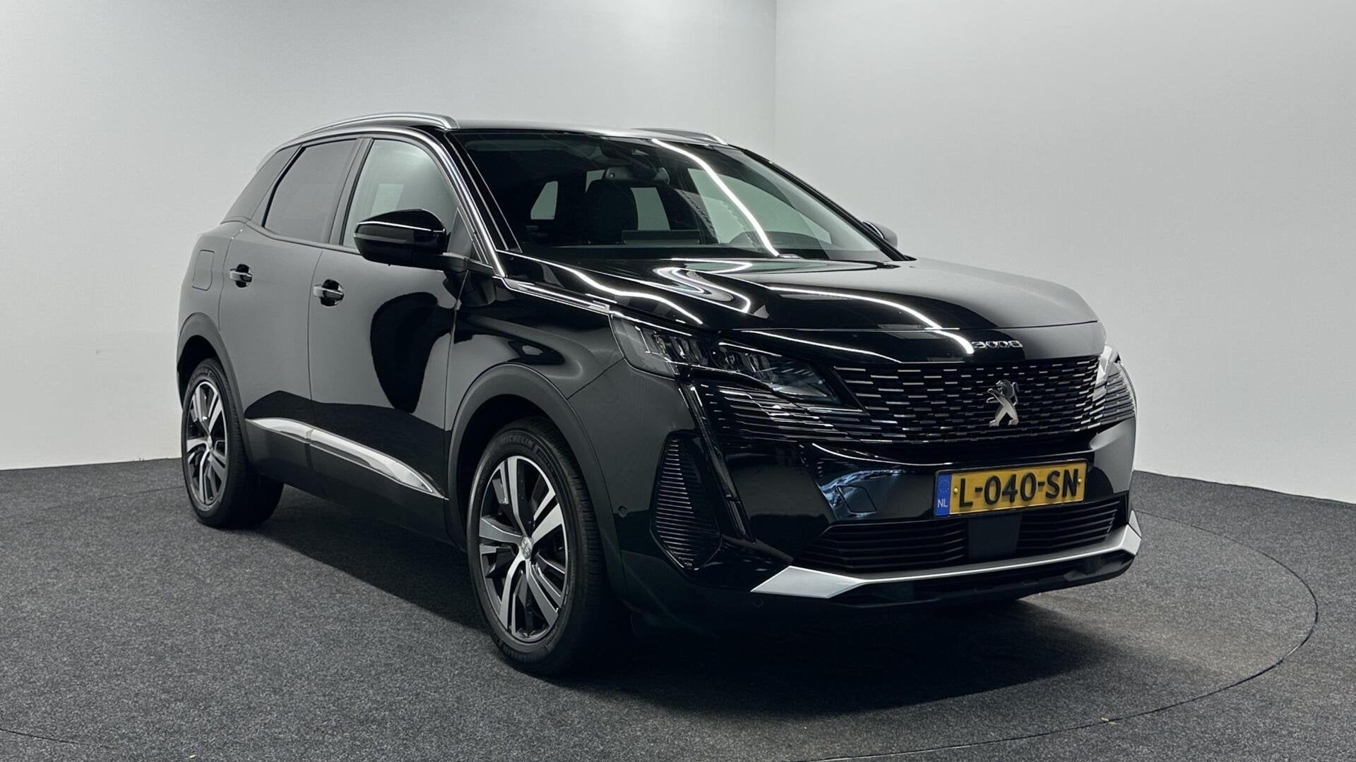 Peugeot 3008 1.2 PureTech Allure Avantage TREKHAAK CARPLAY N, Auto's, Peugeot, Gebruikt, 1199 cc, Met garantie (alle), Leder en Stof