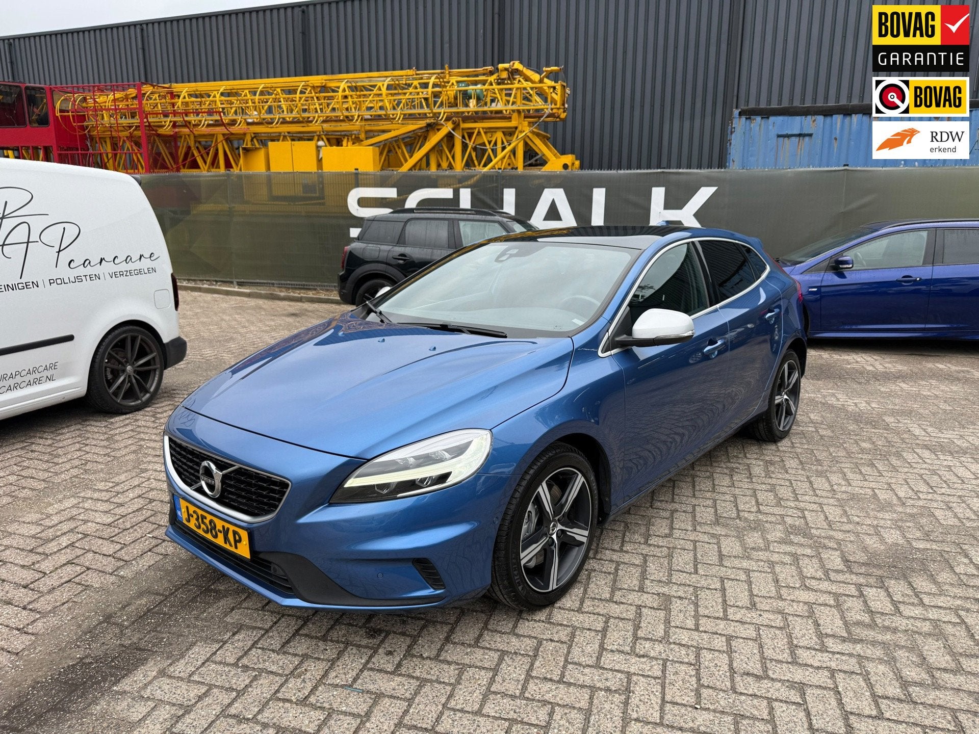 Volvo V40 1.5 T3 Kinetic|NAP|Panoramadak|Achteruitrijd cam, Dealer onderhouden, 4 cilinders, 700 kg, Blauw