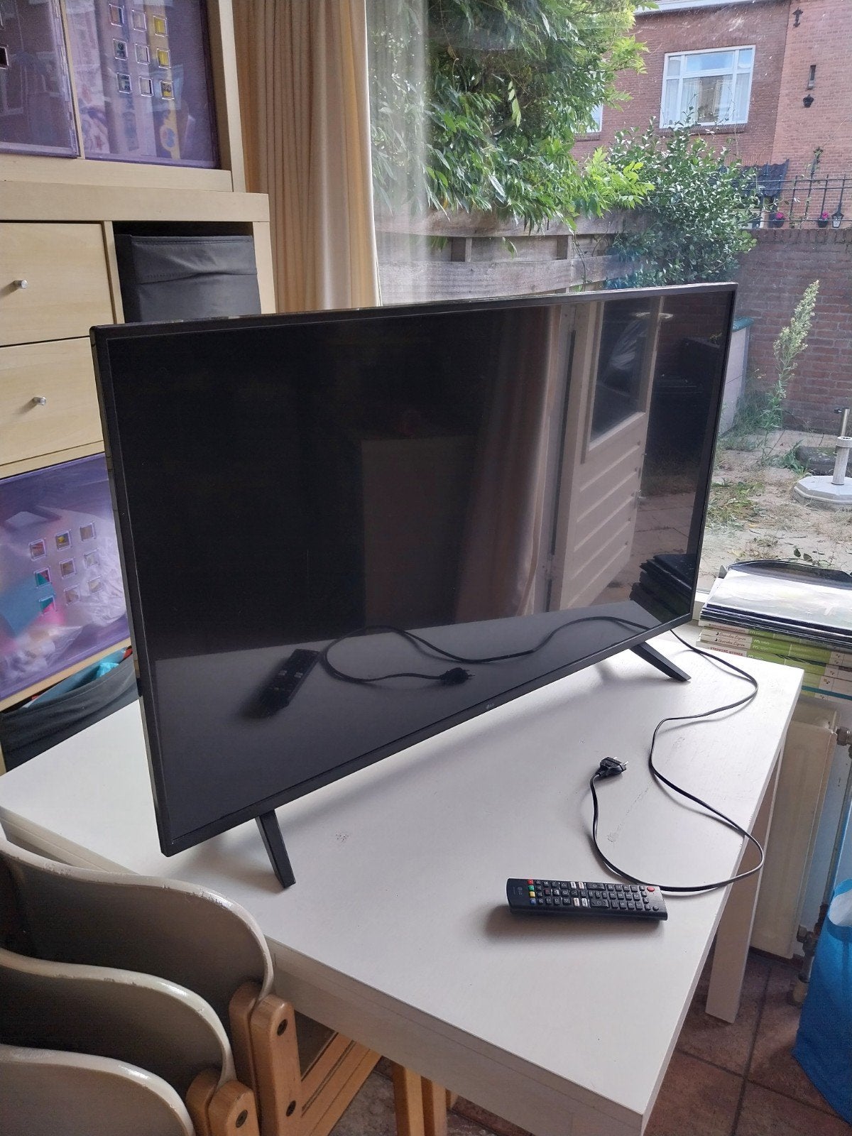 LG 43 inch 4K UHD Smart TV Moet weg, LED, 50 Hz, Ophalen of Verzenden, Zo goed als nieuw