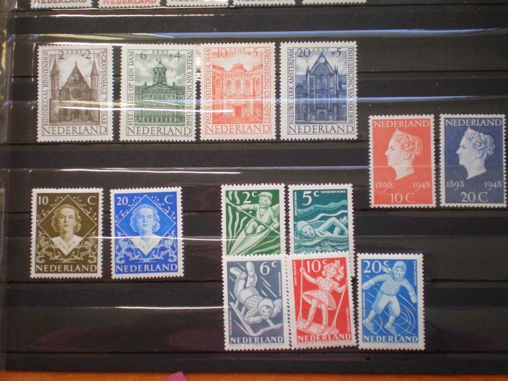 jaargang ( ook per serie) 1948 postfris (V 612)..€ 1,25, Postzegels en Munten, Postzegels | Nederland, Ophalen of Verzenden