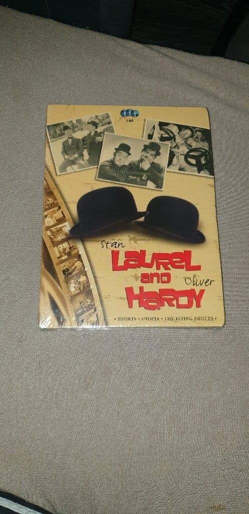 Te koop dvd nieuw nog in seal van Stan laurel&olliver hardy, Vanaf 9 jaar, Ophalen of Verzenden, Nieuw in verpakking, Boxset