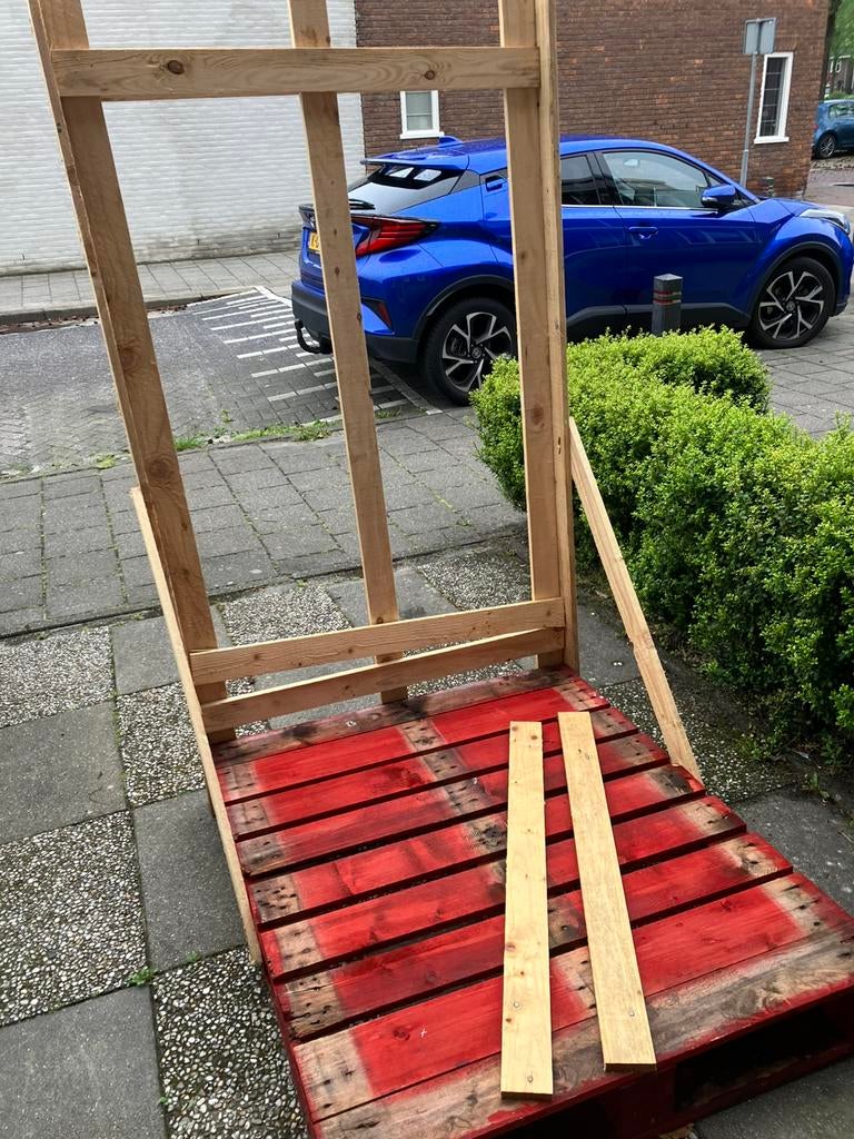 Gratis pellet / kachel hout, Ophalen, Zo goed als nieuw, Ezel
