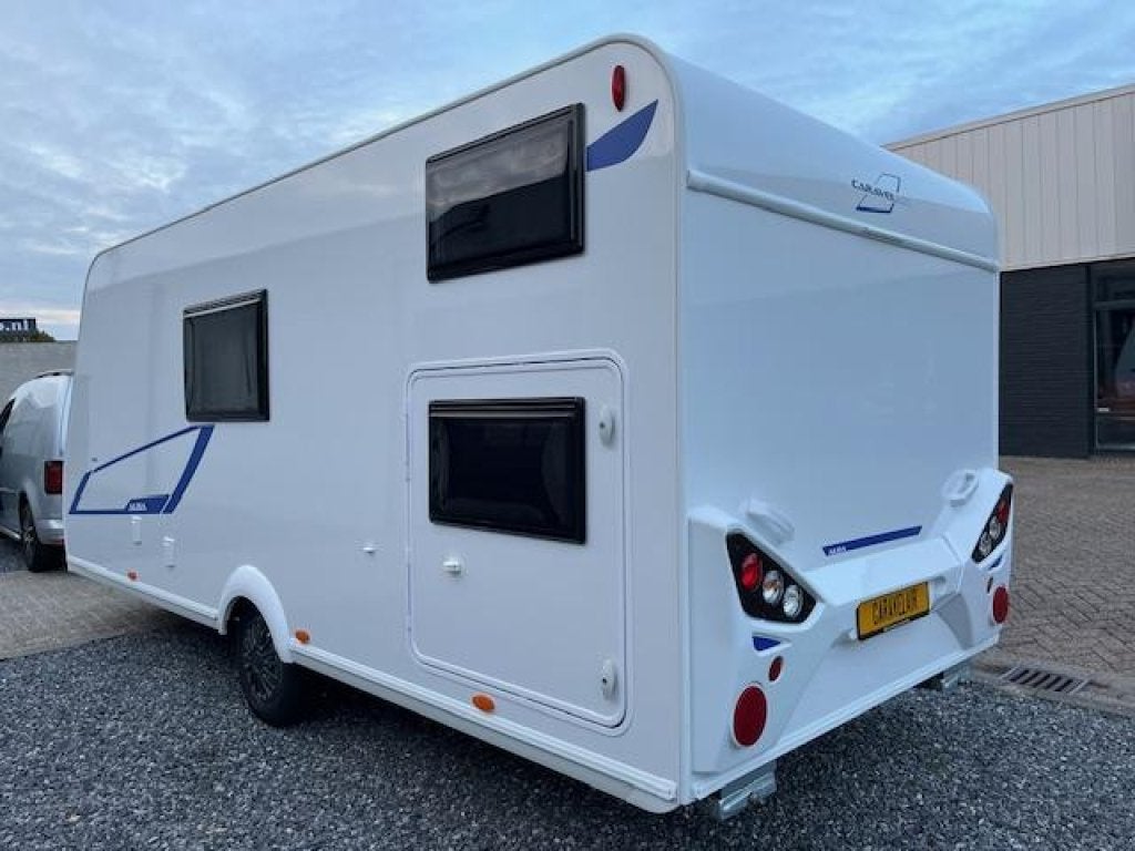 Caravelair Alba Family 496 Stapelbed Gratis airco, Caravans en Kamperen, Caravans, Bedrijf, 4 tot 5 meter, Caravelair, Overige
