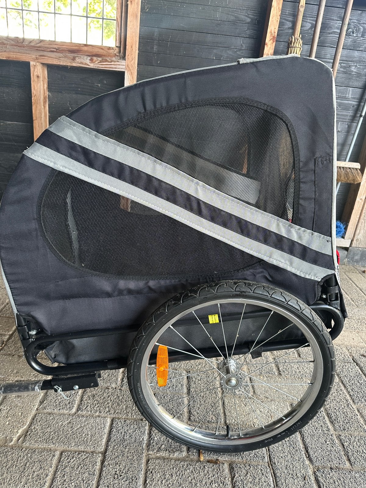 Honden fietskar zo goed als nieuw, Dieren en Toebehoren, Flamingo, Ophalen, Zo goed als nieuw, Hondenfietskar