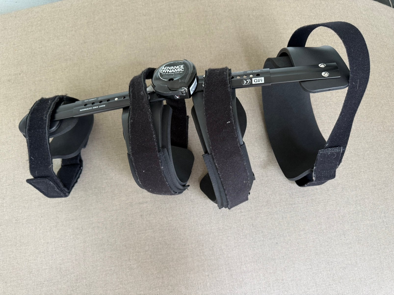 Kniebrace rechterbeen, Sport en Fitness, Snowboarden, Ophalen of Verzenden, Gebruikt, Helm of Bescherming