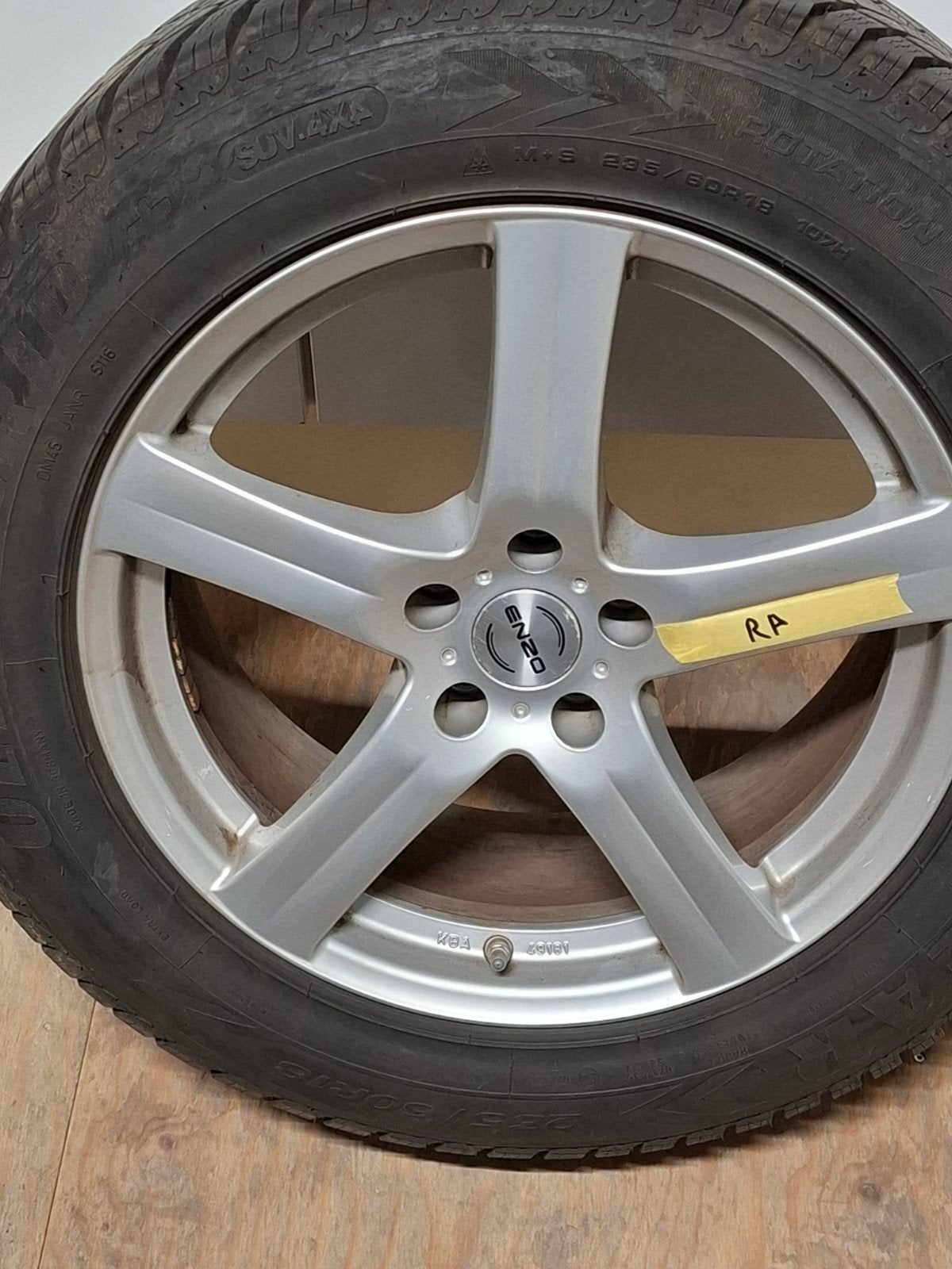 Enzo velgen met 235/60R18M+S banden., Gebruikt, Banden en Velgen, 235 mm, All Season
