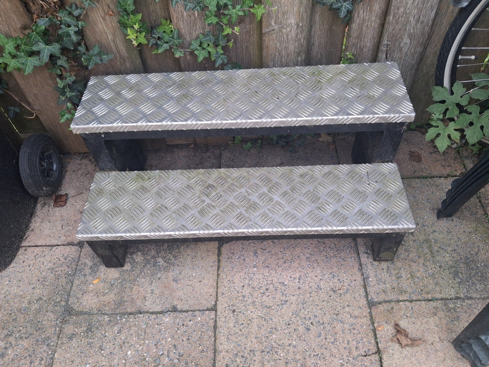 Stevige aluminium traptreden voor diverse toepassingen, Ophalen