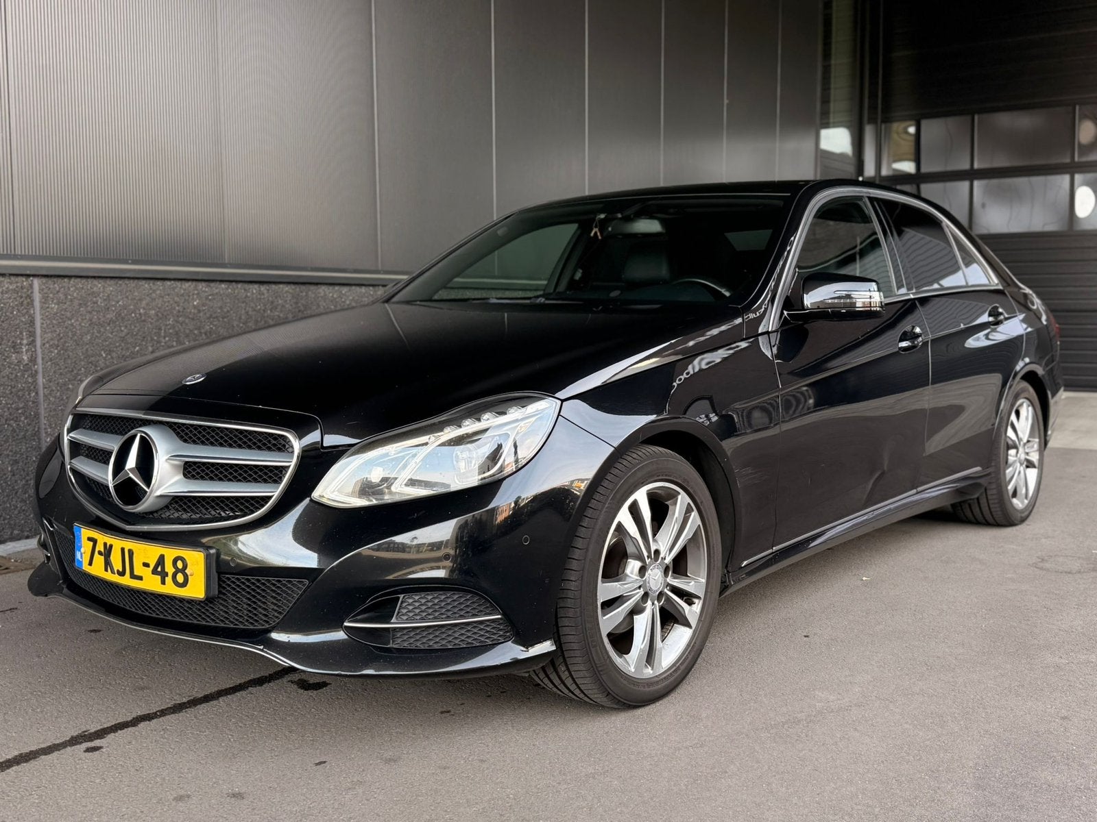 Mercedes e220 luxe uitvoering 2013, Auto's, Mercedes-Benz, Bedrijf, Te koop, E-Klasse, Aangepast voor mindervaliden, Adaptive Cruise Control