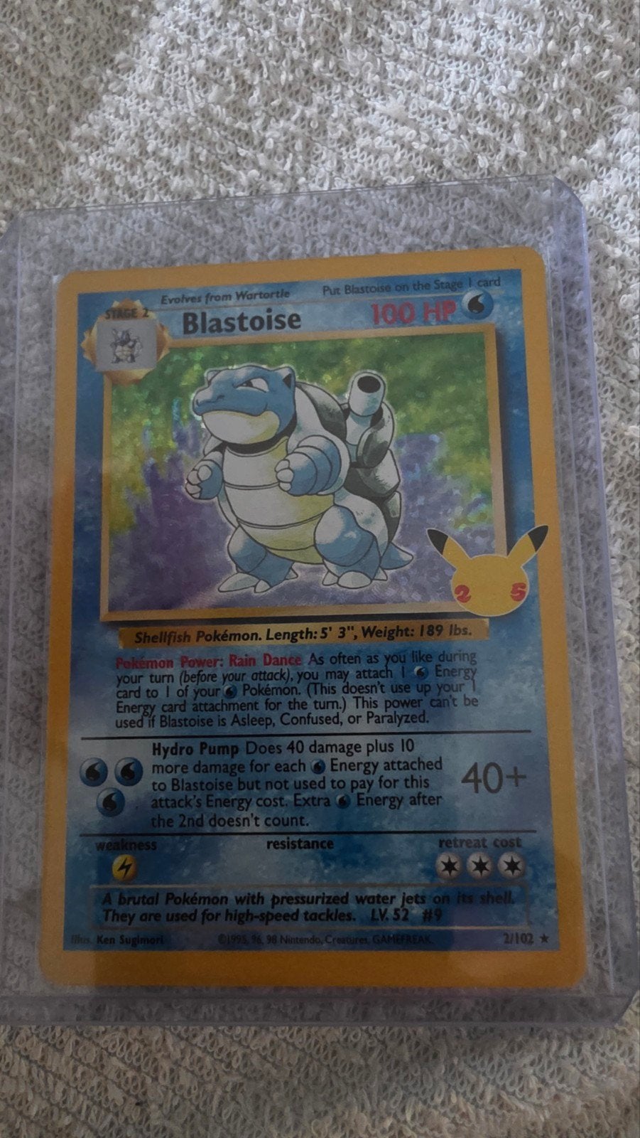 Blastoise Pokémon Kaart 2/102 Base Set 25th Anniversary, Ophalen of Verzenden, Zo goed als nieuw, Losse kaart