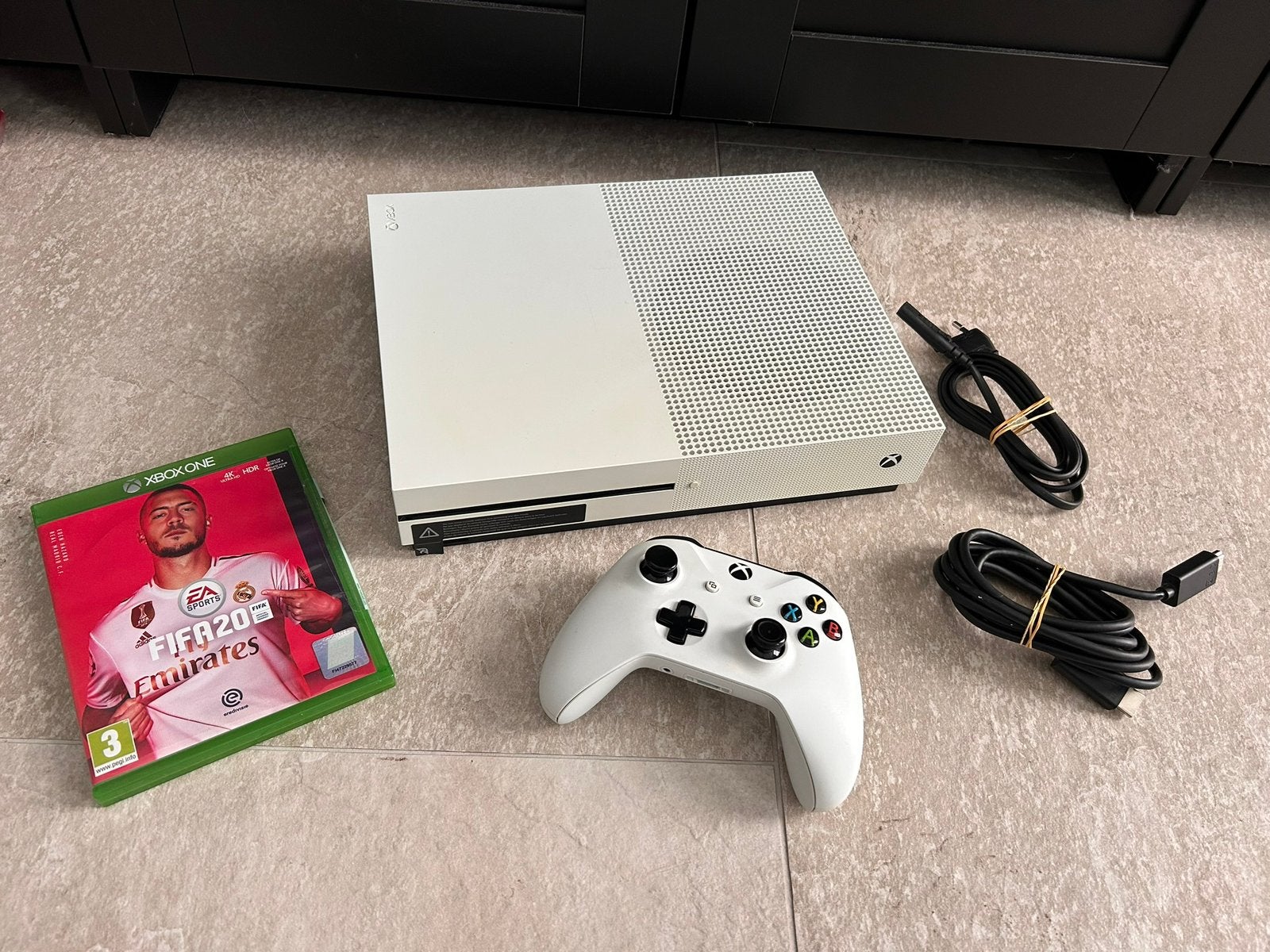 Xbox One S wit met controller en spel, Spelcomputers en Games, Xbox One S, Ophalen of Verzenden, Met 1 controller, 500 GB