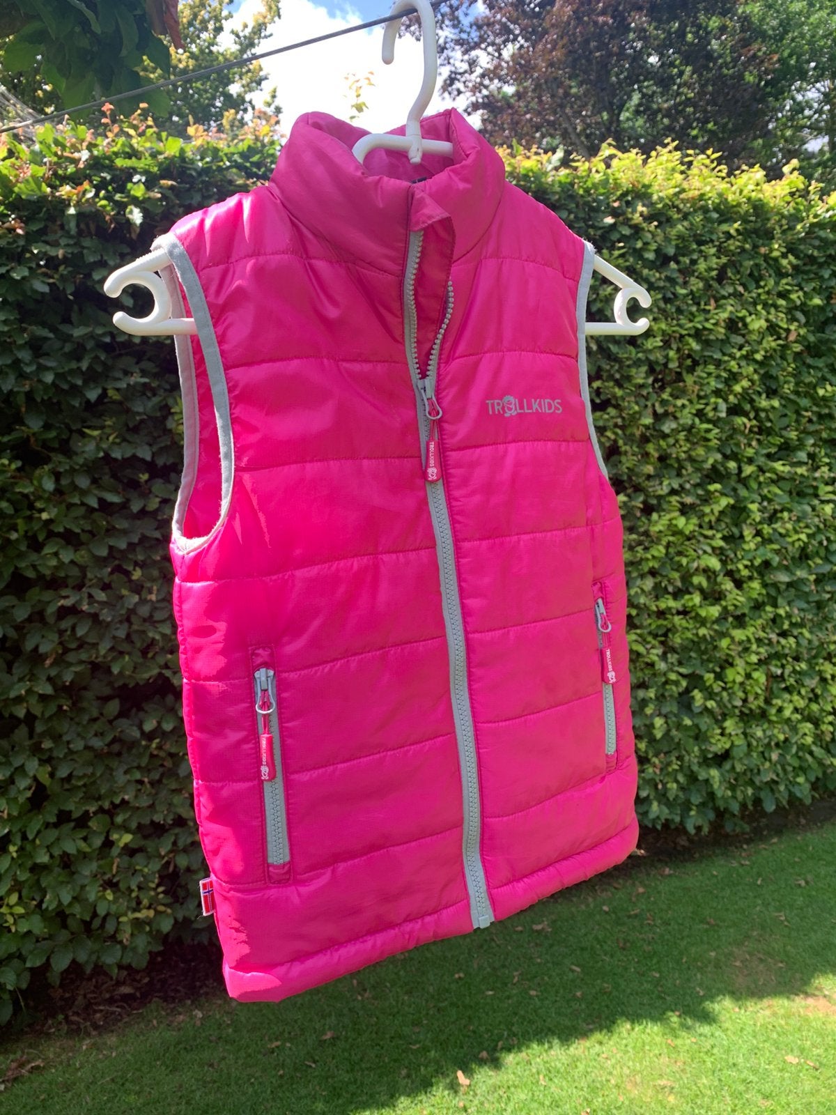 Trollkids bodywarmer roze maat 128, Ophalen of Verzenden, Zo goed als nieuw, Meisje, Jas