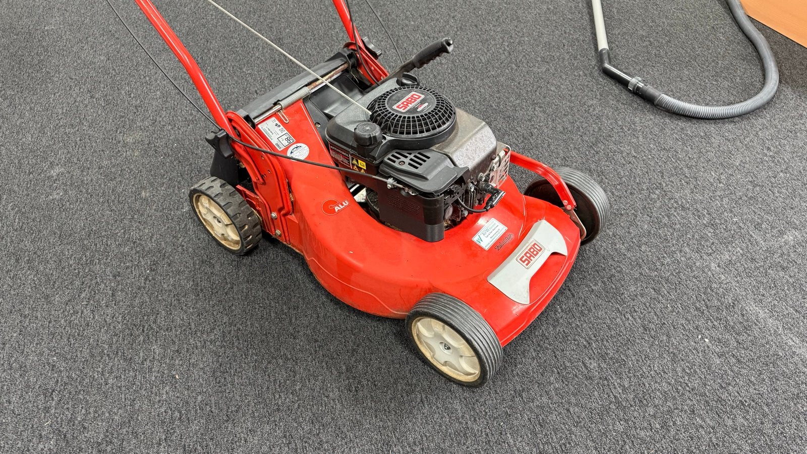 Sabo 54-4 Economy Benzine Grasmaaier met Aangedreven Wielen, Tuin en Terras, Grasmaaiers, Ophalen, Cirkelmaaier, Gebruikt, Benzine-grasmaaier