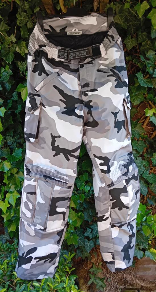 Camouflage motor broek mt-L Long, Ophalen of Verzenden, Gedragen, Maat 52/54 (L)