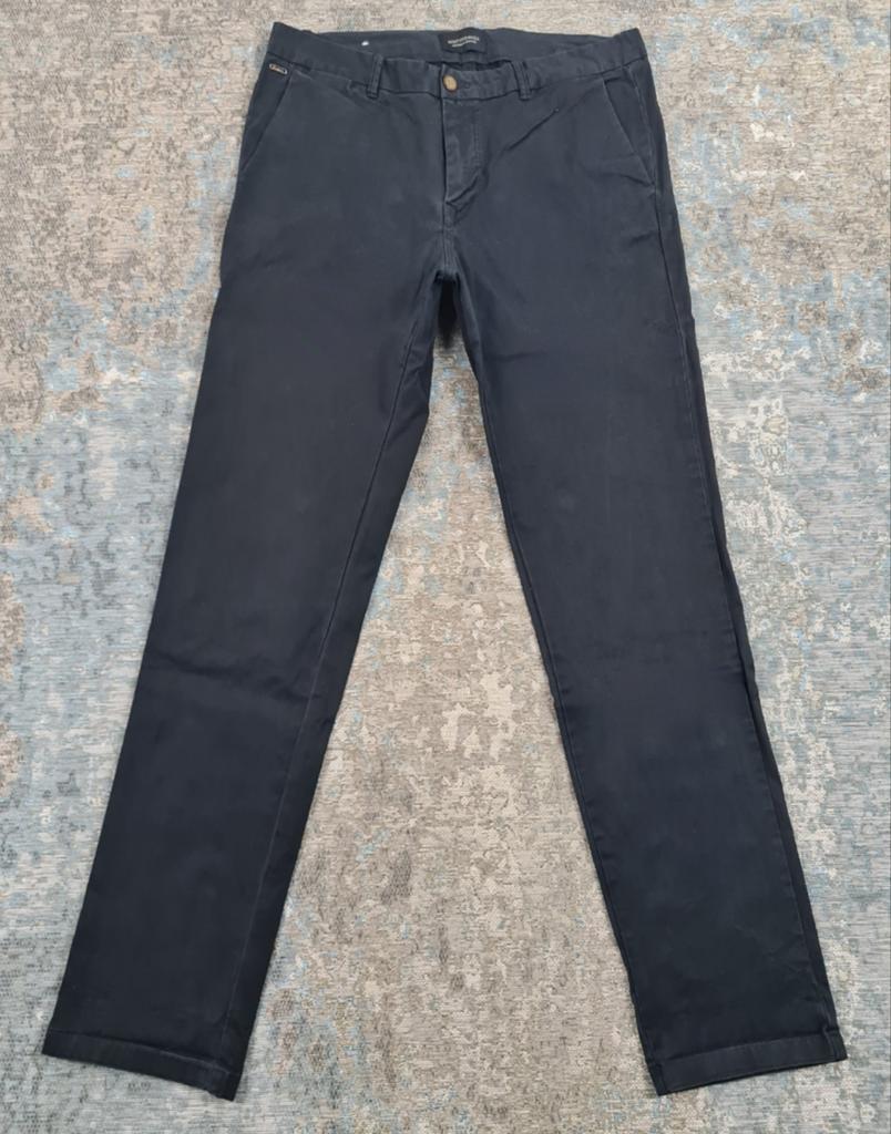 Scotch and Soda STUART W31 L32 Slim STRETCH Bronno3132, Kleding | Heren, Broeken en Pantalons, Maat 48/50 (M), https://scotch-soda.eu/pages/contact