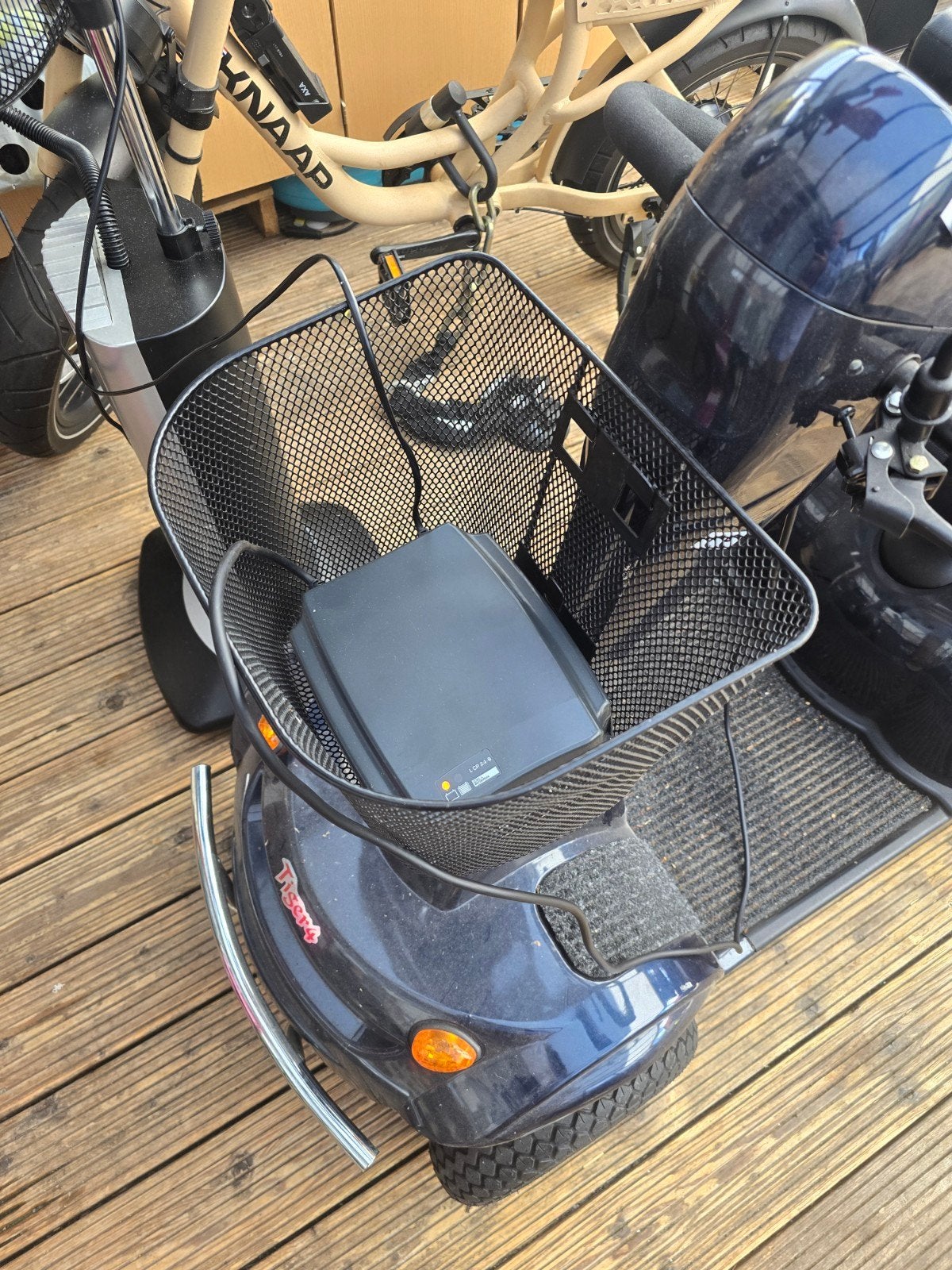 Mango scootmobiel type Tiger 4, Ophalen, Zo goed als nieuw, 16 km/u of meer, Mango