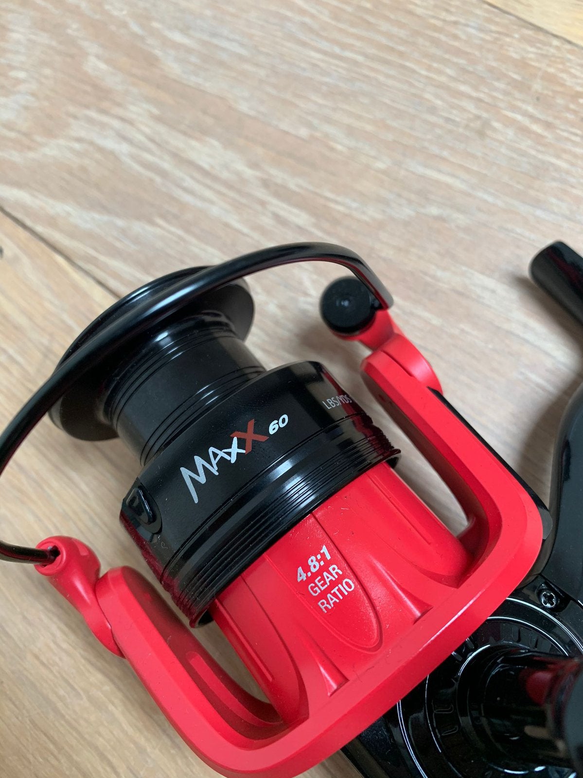 Nieuwe Abu Garcia Max 1000 & 6000 molens, 4 lagers, Abu garcia, Molen, Nieuw, Ophalen of Verzenden
