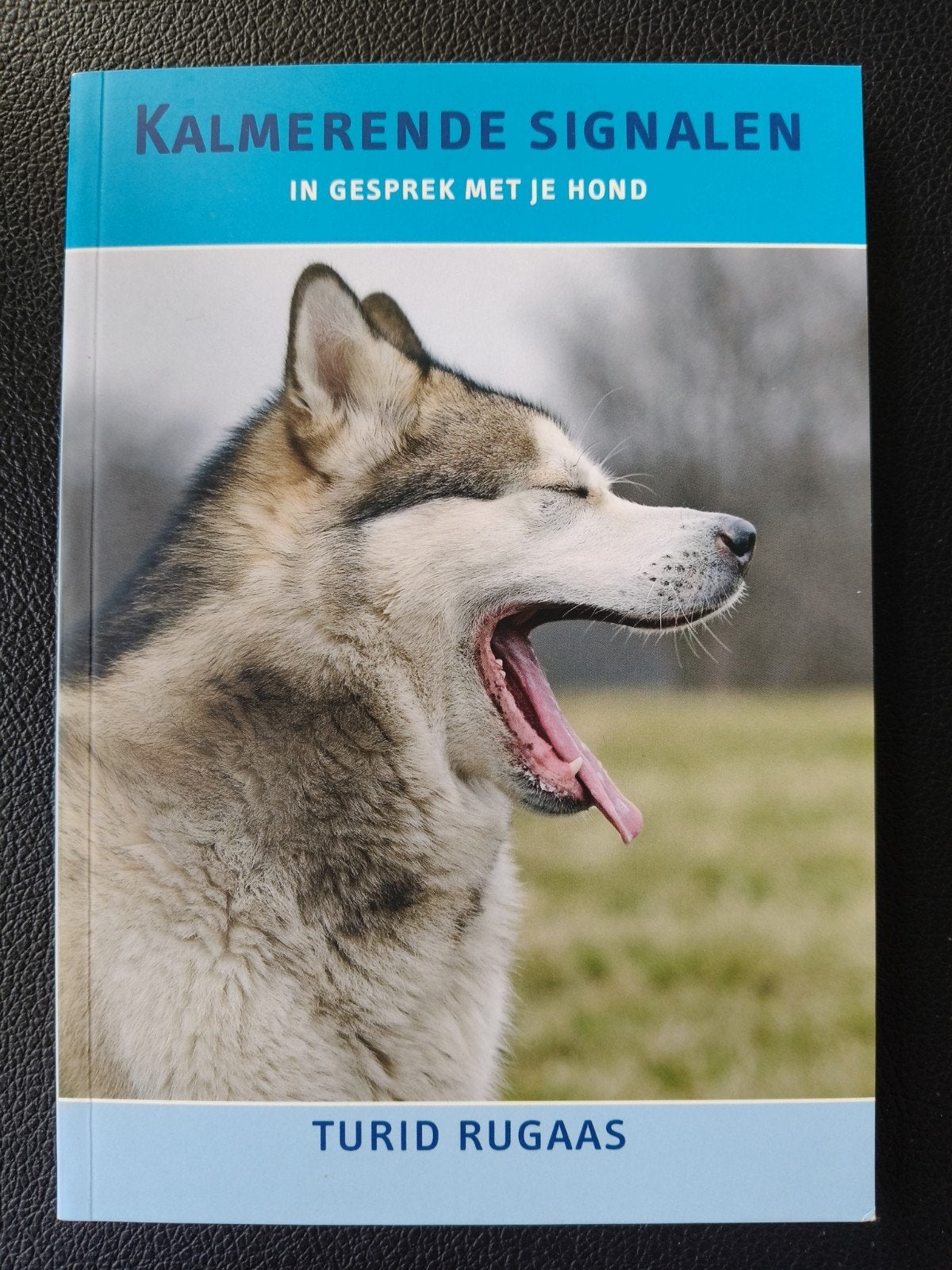 Nieuw: T. Rugaas - Kalmerende Signalen, Boeken, Honden, Ophalen of Verzenden, Zo goed als nieuw, T. Rugaas