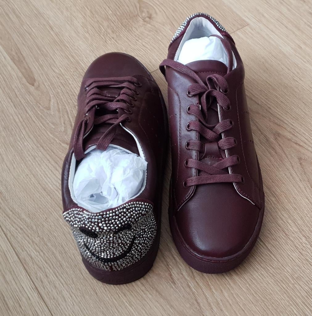 Lola Cruz burgundy schoenen maat 40, Kleding | Dames, Schoenen, Overige kleuren, Ophalen of Verzenden, Sneakers of Gympen, Lola cruz