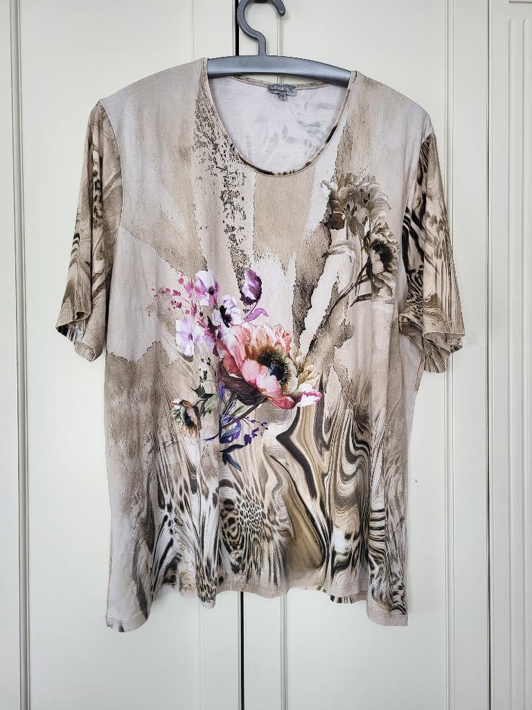 Gabriella K shirt, beige, opdruk, maat 52, Kleding | Dames, Beige, Zo goed als nieuw, Gabriella K, Shirt of Top
