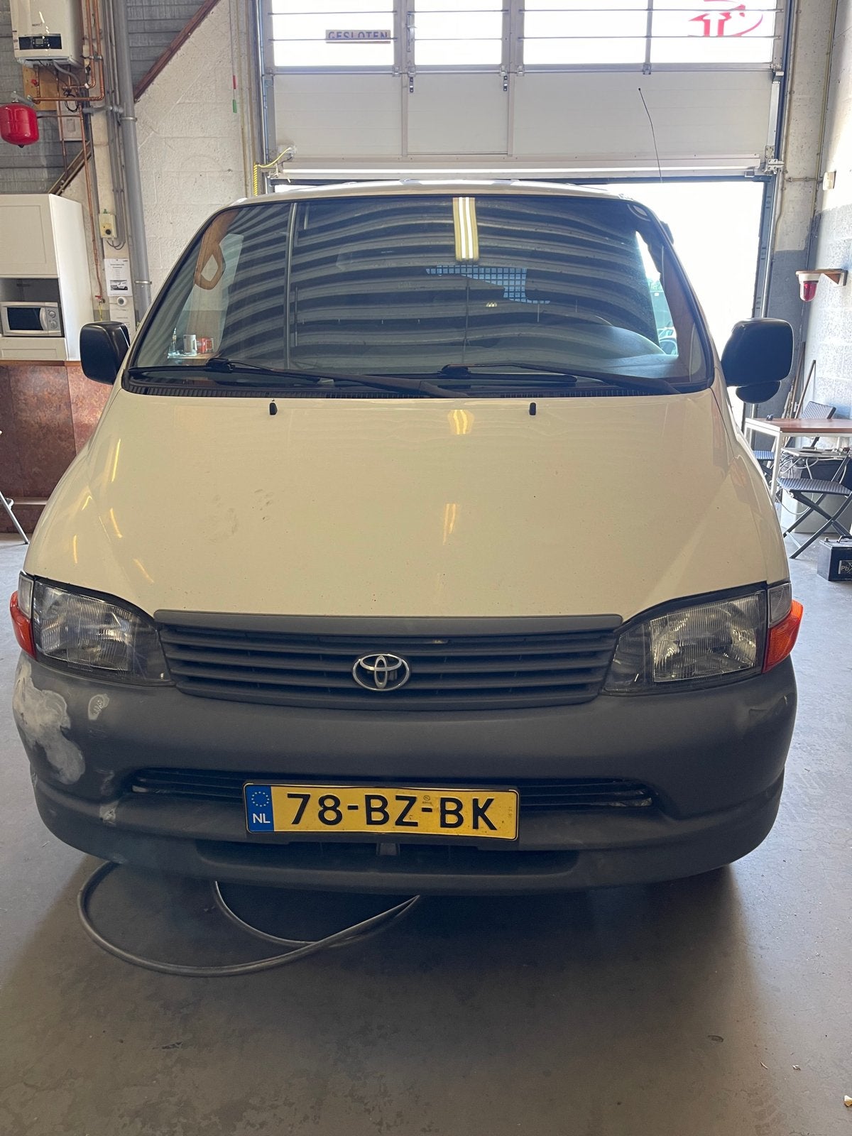 Toyota Hi-ace 2.5 D4-d 100 2006 - Airco -Apk: 01-2027, 1660 kg, Achterwielaandrijving, 2000 kg, Particulier