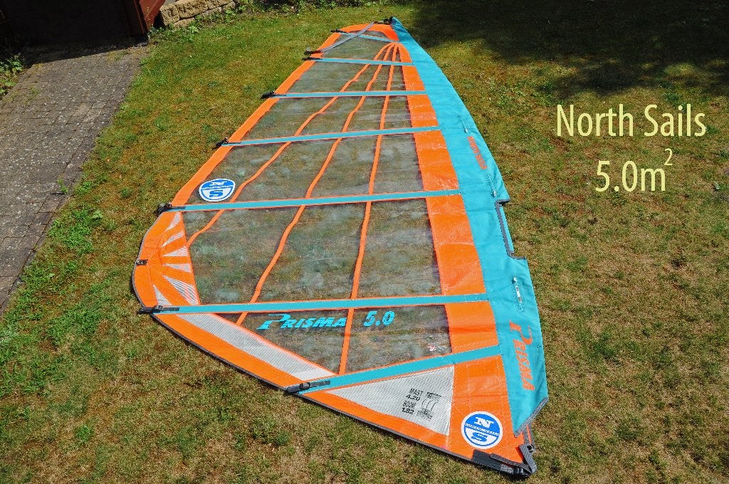 Windsurfzeil 5,0 m2 North Sails race incl giek en mast, Watersport en Boten, Windsurfen, Ophalen, Gebruikt, 5 tot 6.5 m², Met draagtas