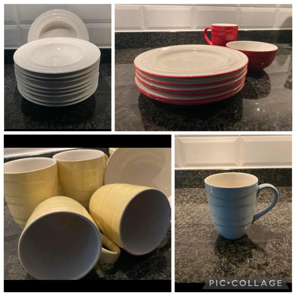 JAMIE OLIVIER WAVES SERVIES - ROOD / GEEL / BLAUW & CREME, Verzenden, Zo goed als nieuw, Aardewerk, Overige stijlen