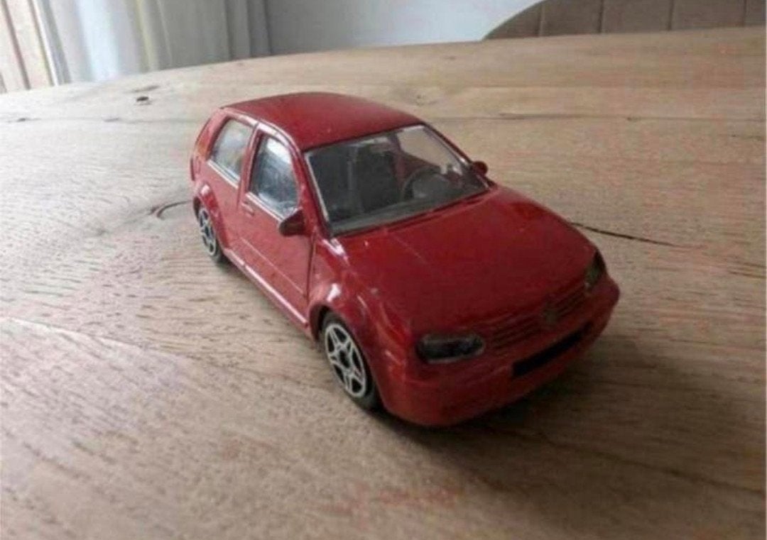 Volkswagen Golf II – Bburago (Made in Italy), Ophalen of Verzenden, Gebruikt, Auto, Overige merken