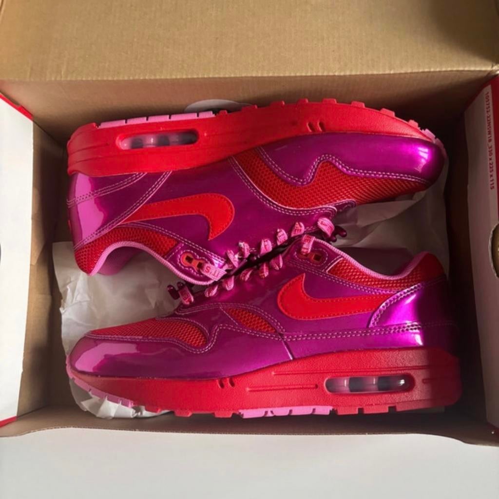 Nike Air Max 1 Valentines Day 42,5 DS, Nieuw, Ophalen of Verzenden, Sneakers of Gympen, Roze