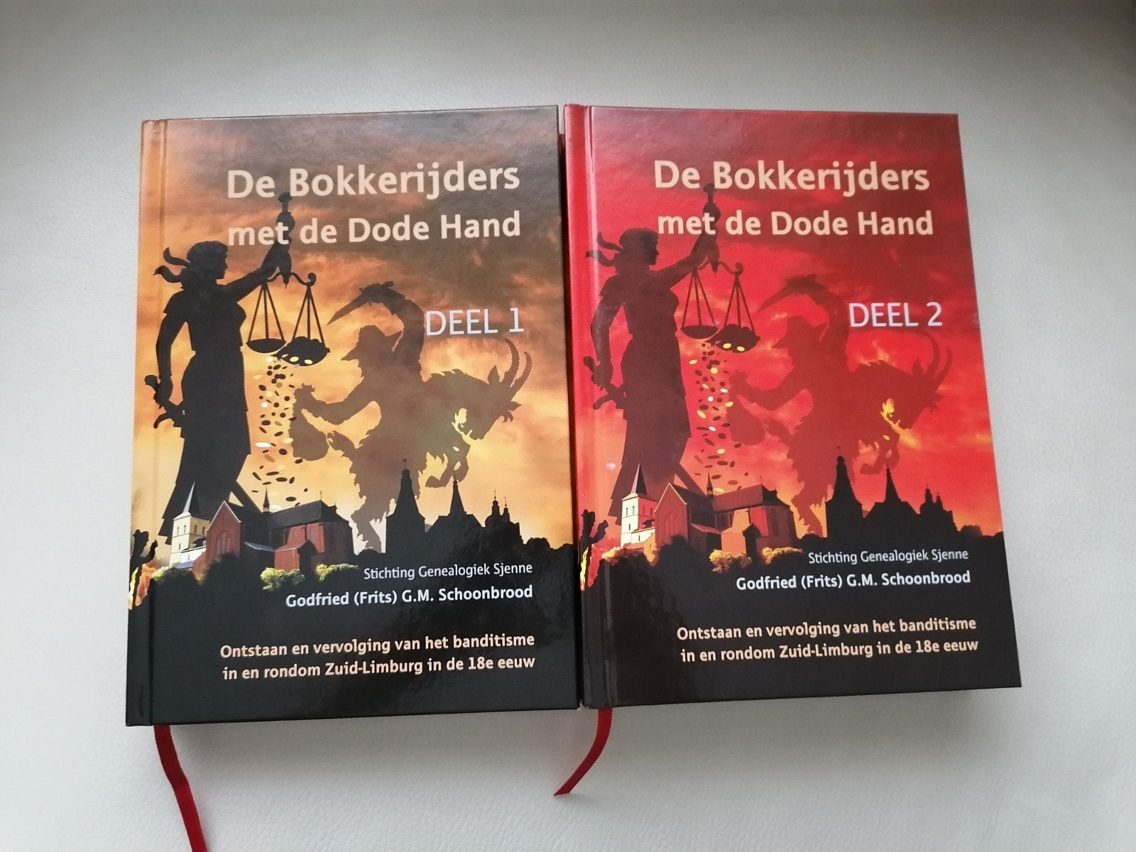 De Bokkerijders met de Dode Hand - Deel 1 & 2, Ophalen of Verzenden, Zo goed als nieuw, Godfried (Frits) G.M. Schoonbrood