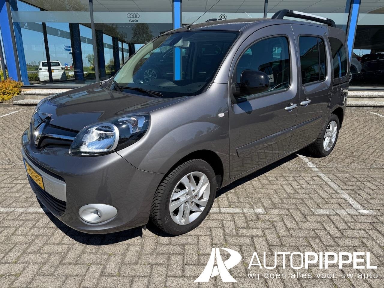 Renault Kangoo Family 1.2 TCe | Rolstoelauto | Airco | navi, Auto's, Voorwielaandrijving, Stof, Gebruikt, Euro 6