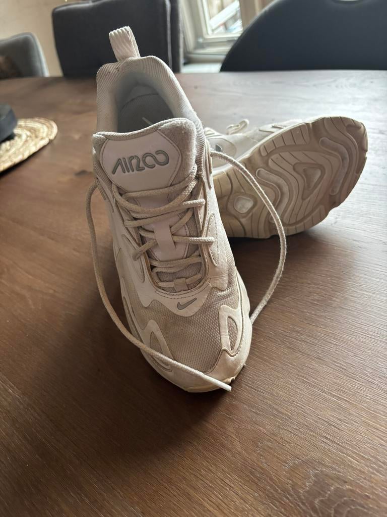 Nike air max 200 maat 37,5, Kleding | Dames, Schoenen, Ophalen of Verzenden, Gedragen, Wit, Sneakers of Gympen