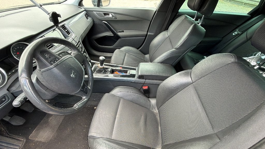 Peugeot 508 1.6 E-hdi 115pk 2016 Blauw, 4 cilinders, Blauw, Stationwagon, Particulier