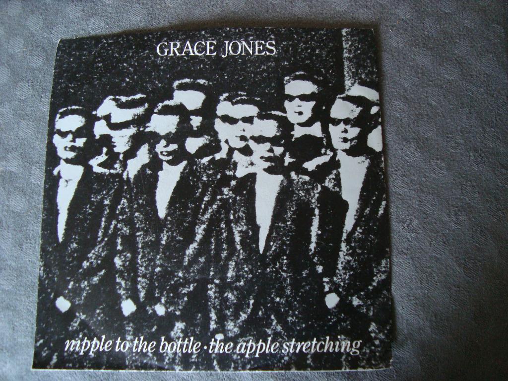 Grace jones - nipple to the bottle, Ophalen of Verzenden, Zo goed als nieuw, Pop, Single