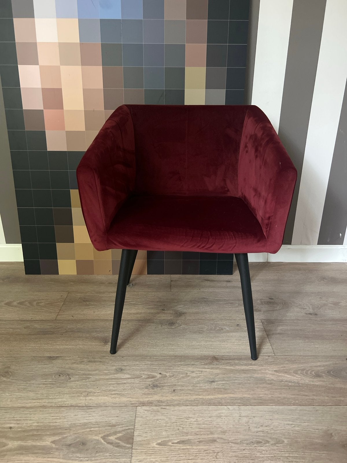 Bordeauxrode fluwelen stoel - Zo goed als nieuw, Huis en Inrichting, Stoelen, Zo goed als nieuw, Eén, Stof, Overige kleuren, Ophalen